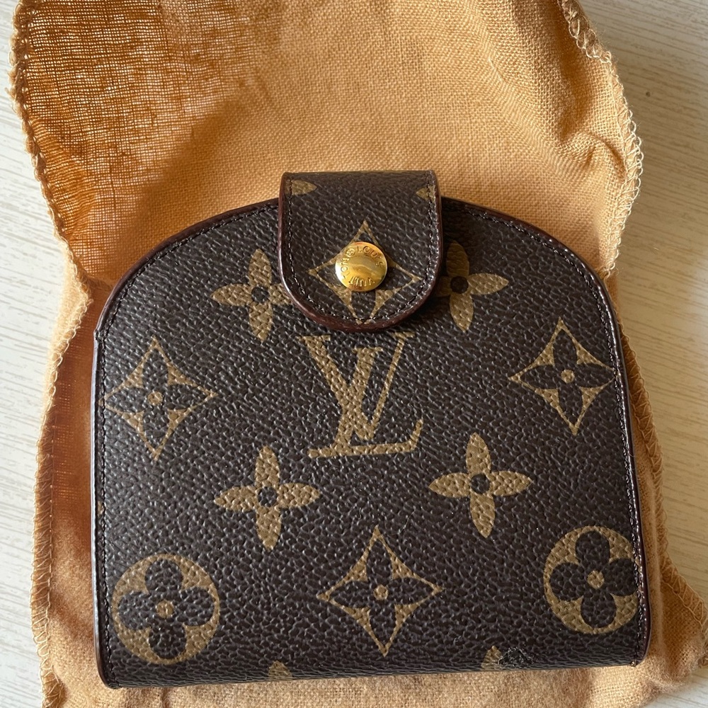 Vintage Louis Vuitton Porte Monnaie Cuvette coin pouch